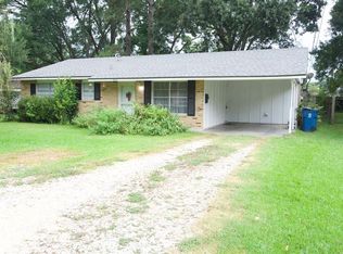 614 Harrington St, Jennings, LA 70546