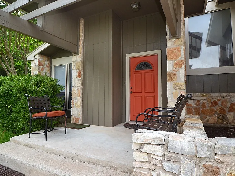 5311 Doe Valley Ln — Photo 4