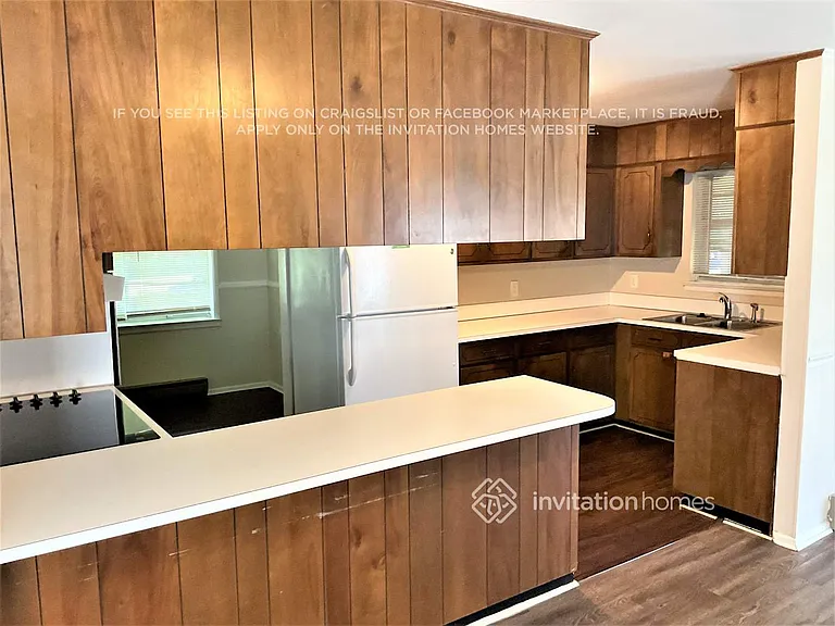 1732 Balfour Ln — Photo 10