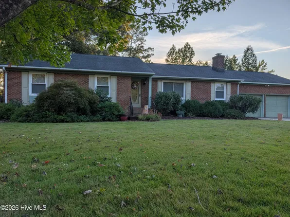 4719 Lakeview Road, Elm City, NC 27822