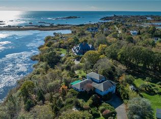 4 Highland Pl, Newport, RI 02840