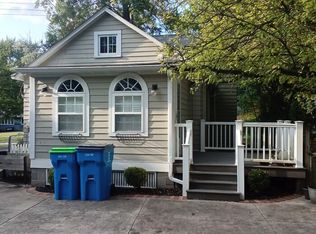 454 Walters Rd, Chagrin Falls, OH 44022