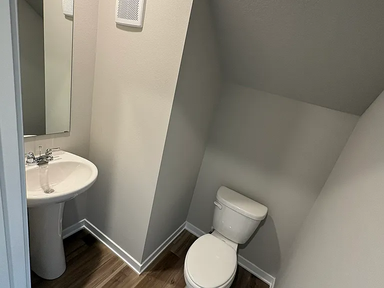 1069 Daisy Ln #1 — Photo 18
