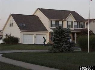 15 Savoir Dr, Hanover, PA 17331