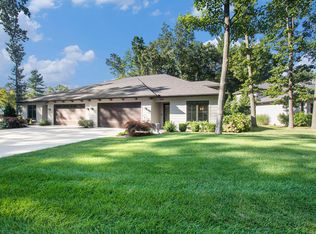 2025 Ottawa Beach Rd, Holland, MI 49424