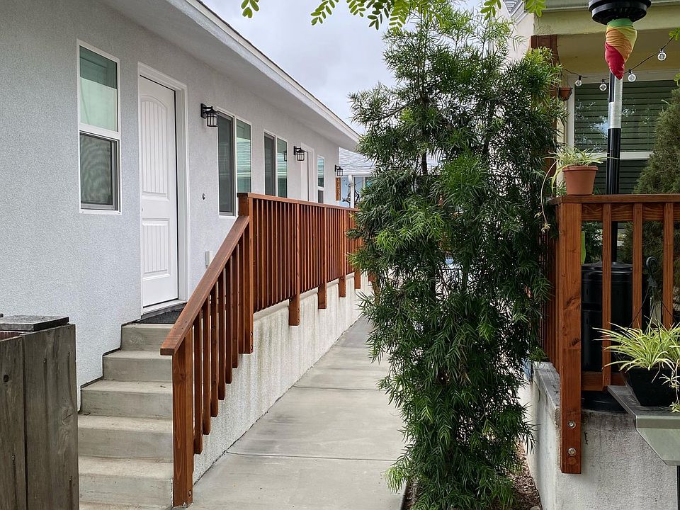 1st image of 4428 52nd St