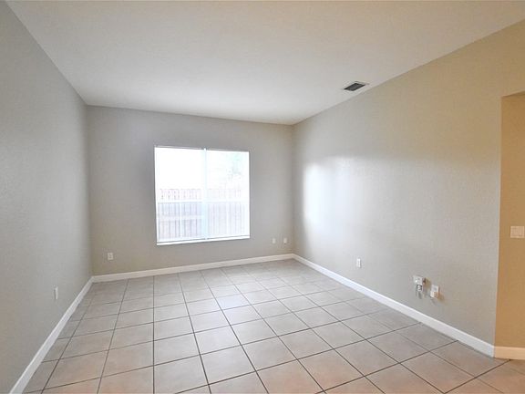 3rd image of 13854 S Garden Cove Cir