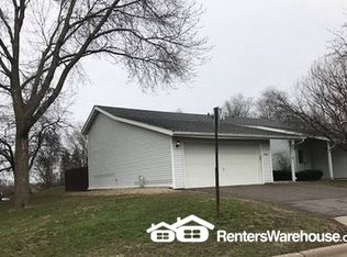 7889 Rimbley Rd, Woodbury, MN 55125