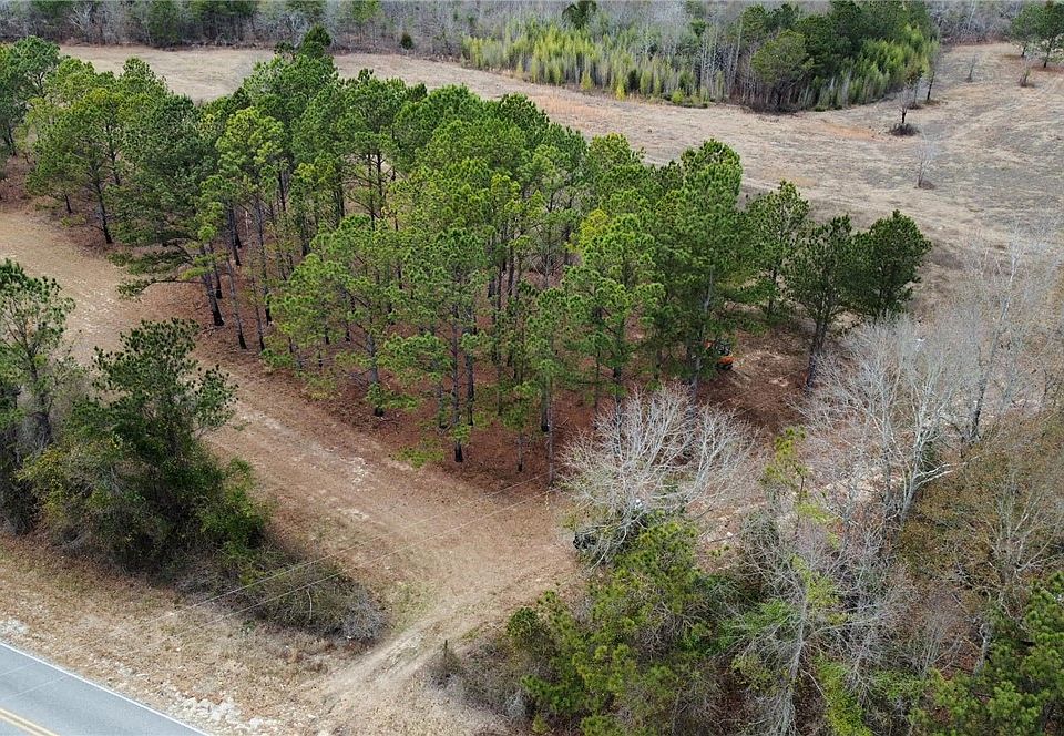 1st image of 1015 Lee Road 40