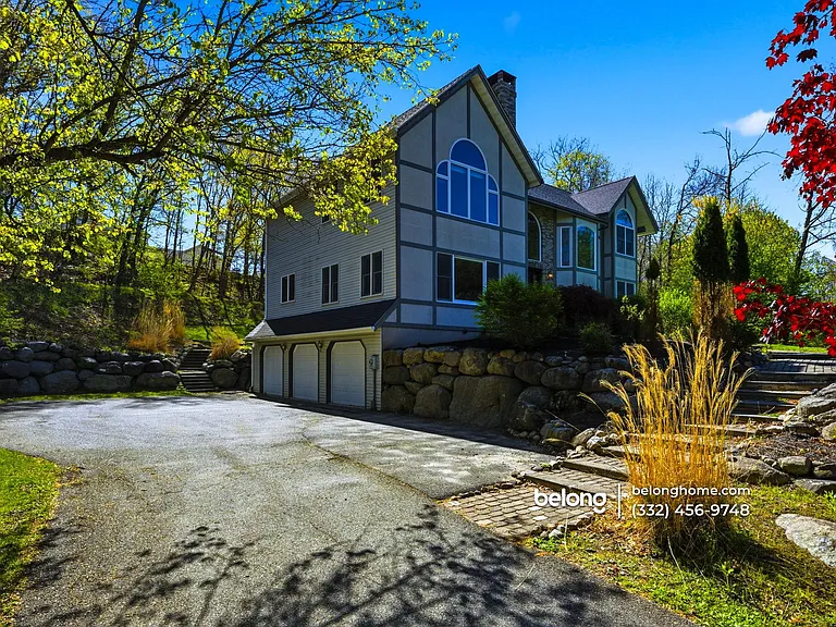 24 Table Rock Rd — Photo 4