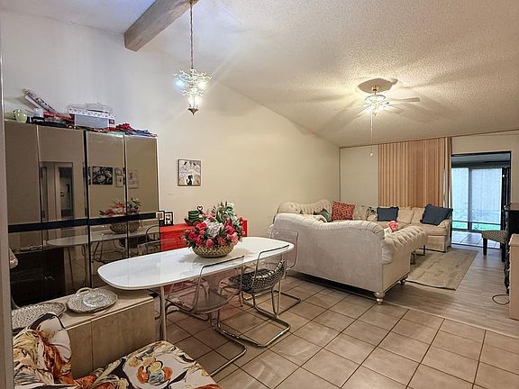 3rd image of 1017 Green Pine Boulevard #H