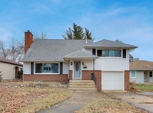 403 Dalton Ave, Mundelein, IL