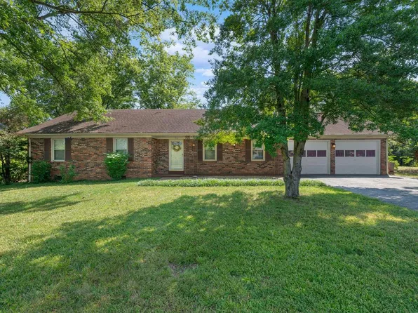 211 Cedar Ridge Rd, Bowling Green, KY 42101