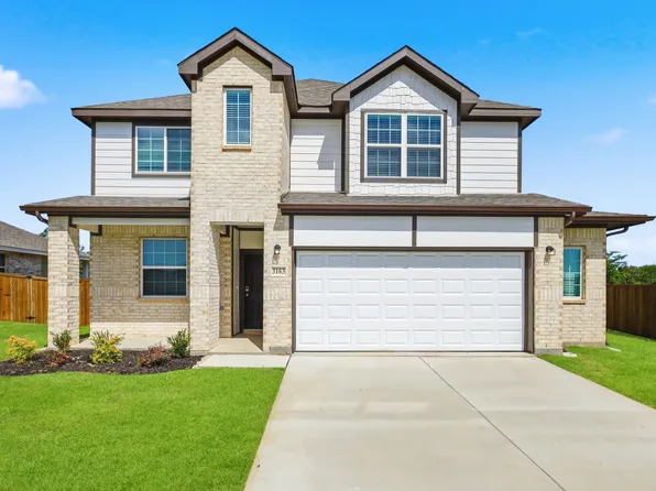 3163 Manchester Dr, Cleburne, TX 76031