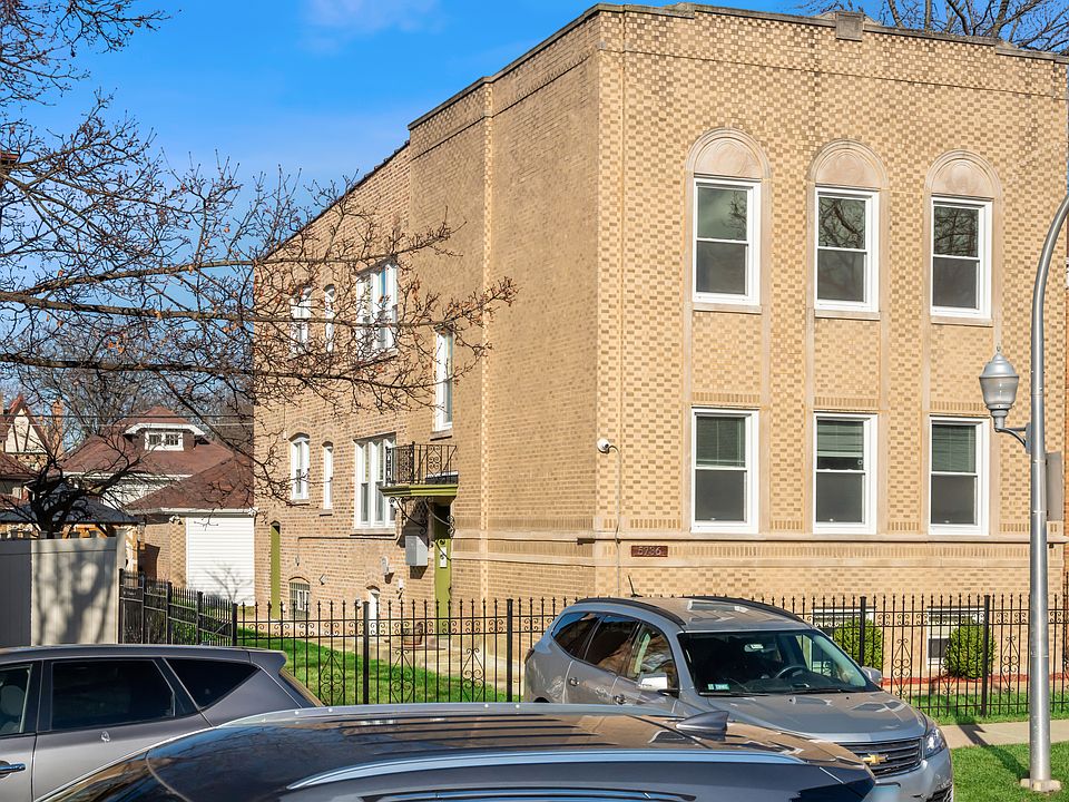 1st image of 5736 N Richmond St #2