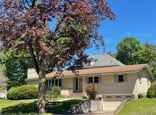 427 Broad St, Oneida, NY 13421