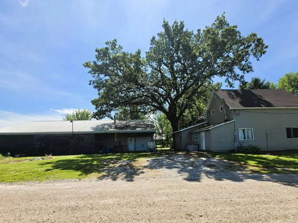 217 Berlin Ave, Traer, IA 50675
