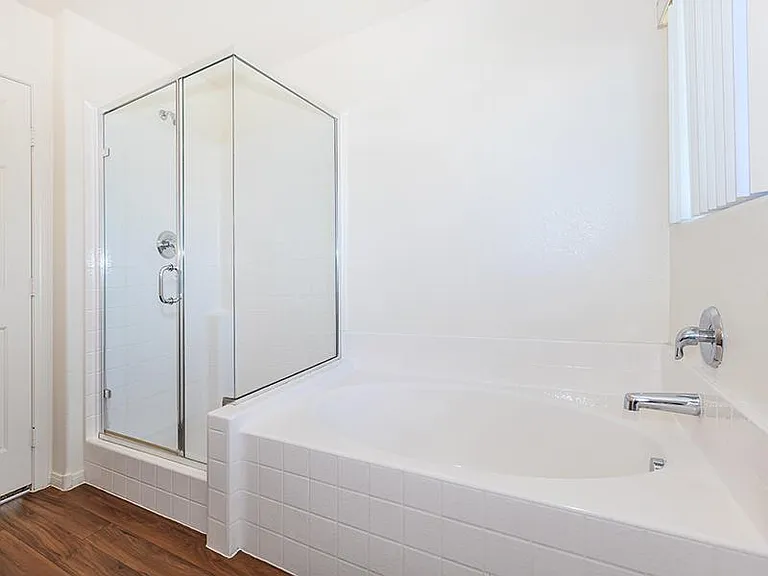 Suncrest Townhomes — Photo 37