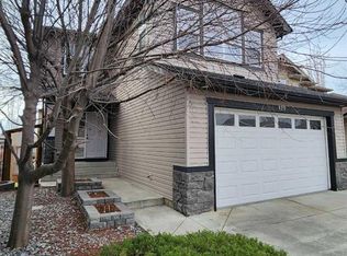 129 SE Pantego Bay NW, Calgary, AB T3K0B7