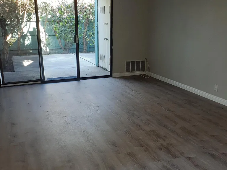 20543 S Vermont Ave #7 — Photo 18
