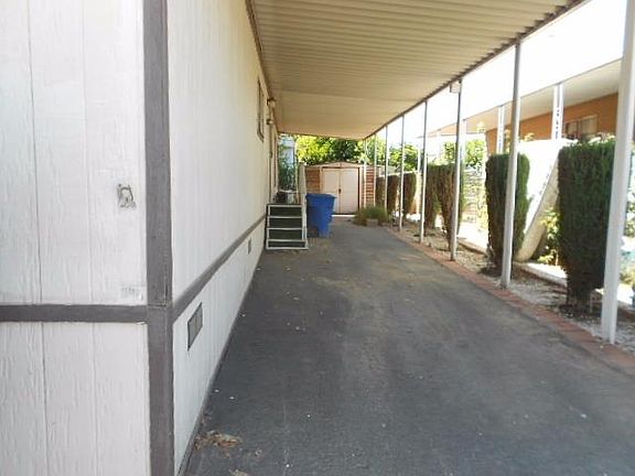 4th image of 2505 W Foothill Blvd #105