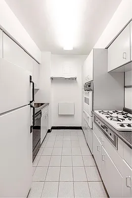 Rented by Douglas Elliman | media 8