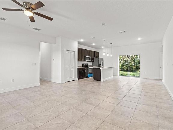 2nd image of 281 Marion Oaks Crse
