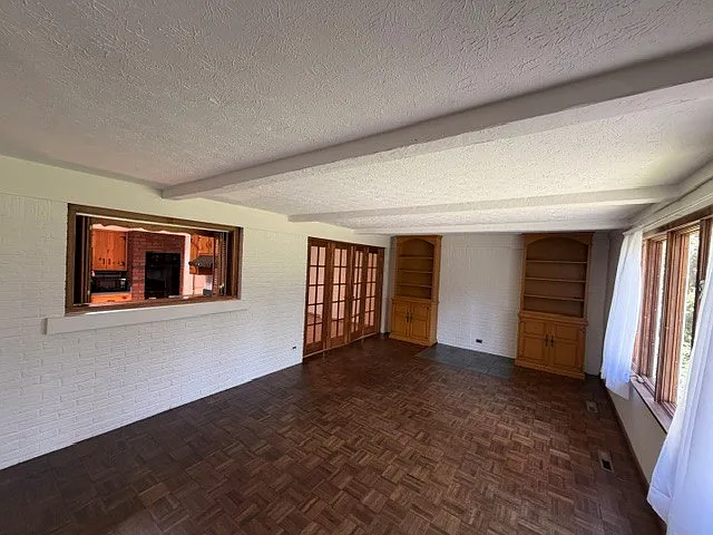 3711 Meadow Dr — Photo 12