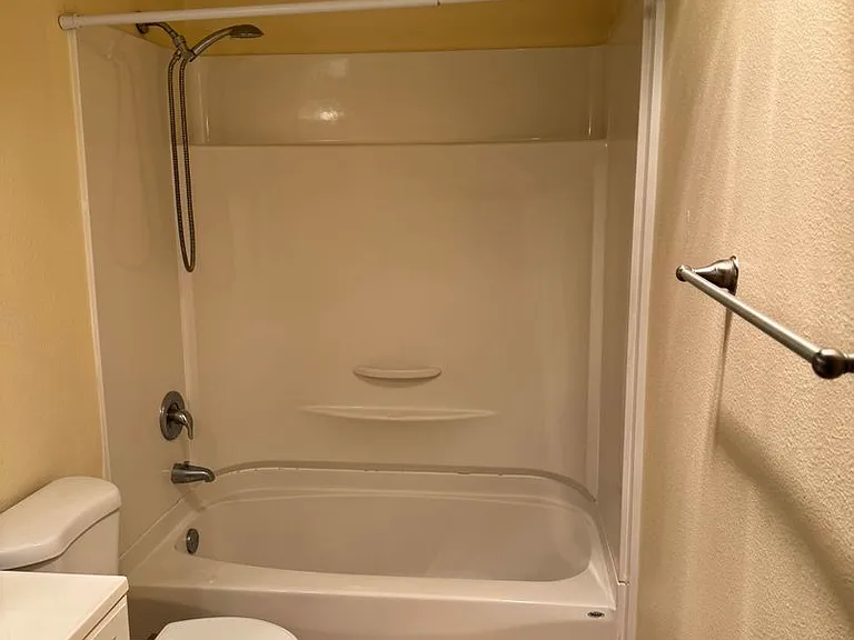 634 Alameda Ave — Photo 9