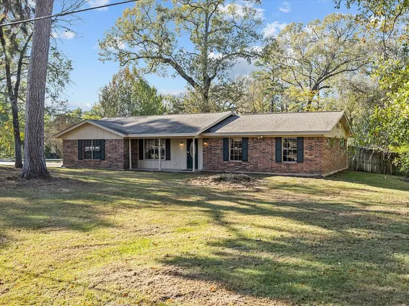 2402 Peachtree St, Lufkin, TX 75901