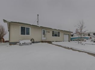 2925 Pheasant Dr, Casper, WY 82604