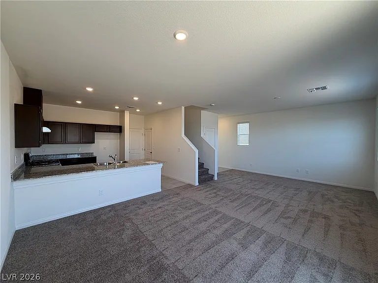 9262 Innot Ave — Photo 4
