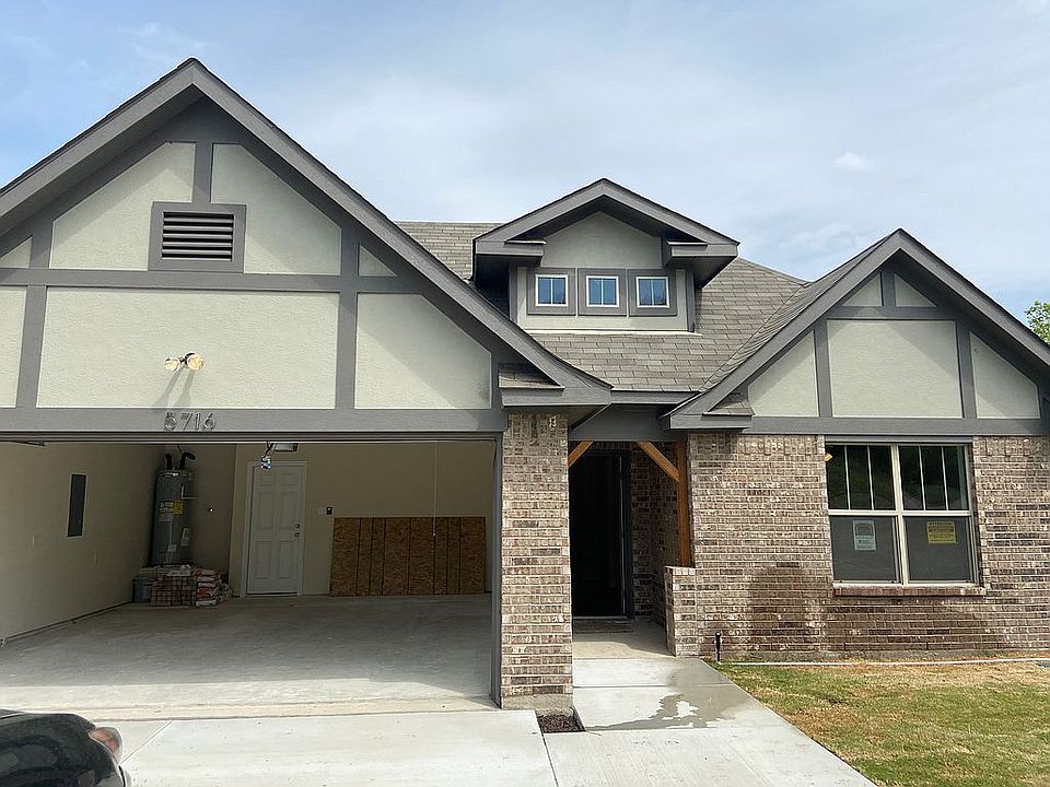 1st image of 5716 Wellesley Ave