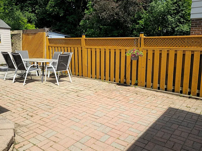 32 Blue Spruce Ln — Photo 15