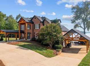 1635 Waterford Pointe Rd, Lexington, NC 27292