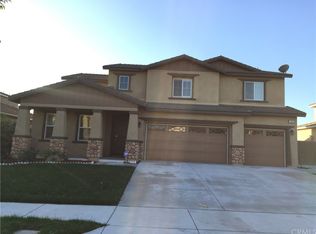 13945 Barnett Ln, Eastvale, CA 92880