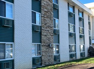 NorthEnd Apartments, Libertyville, IL 60048