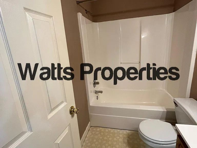 158 14th Ave NW #158 — Photo 11