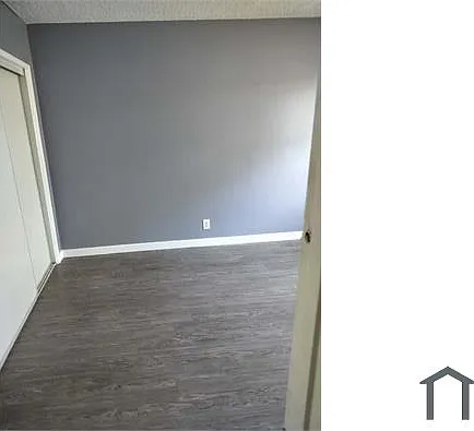 14837 Delano St #7 — Photo 8