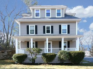 18 Haskell St APT 3, Beverly, MA 01915