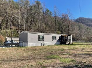 337 Couch Dr, Cornettsville, KY 41731