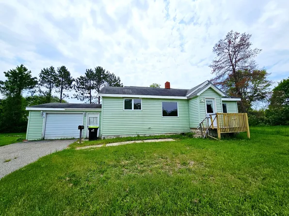 516/512 E Avenue C, Newberry, MI 49868