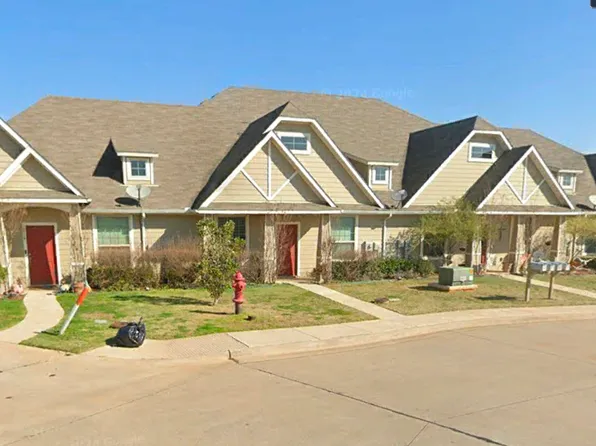 1062 Newcastle Dr, Weatherford, TX 76086