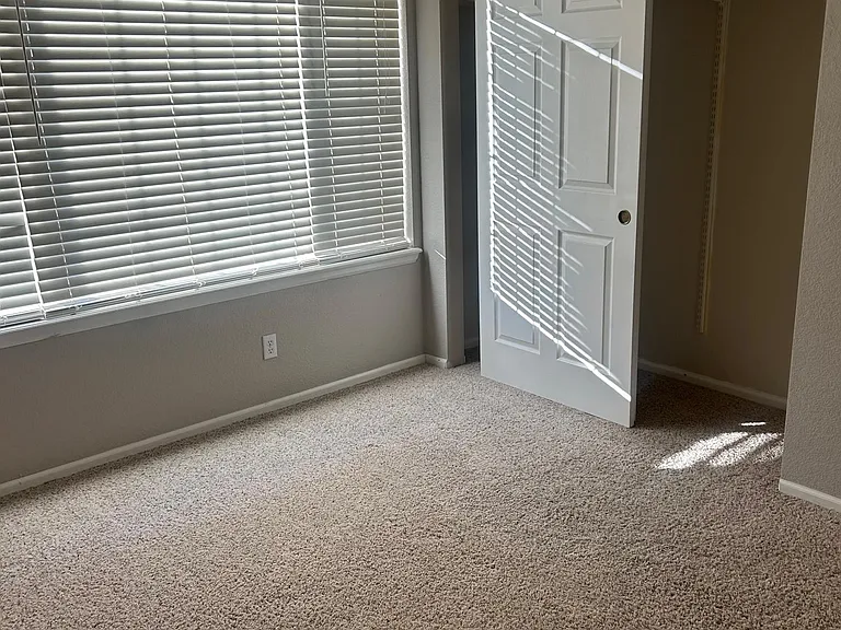 5507 Lost Meadow Trl — Photo 23