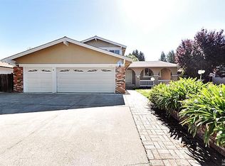 1130 Deerfield Dr, Napa, CA 94558