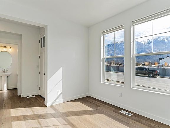 The Grindstone - Living Room