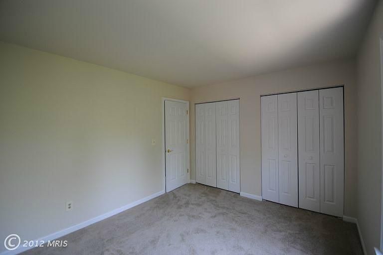 1st image of 106 Clarendon Ct