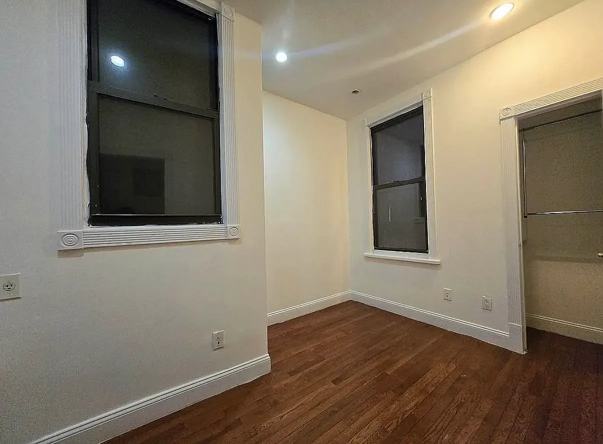 447 East 78th Street — Photo 4