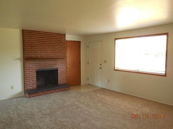 2nd image of 2520 Leach Ct SE
