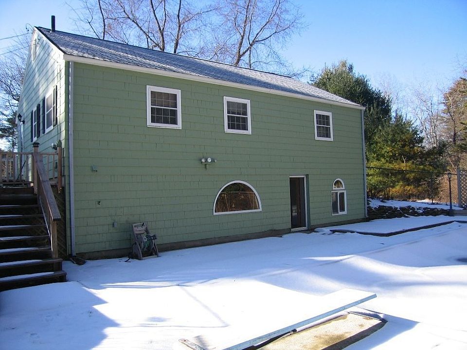 2nd image of 43 Ridgeway Rd